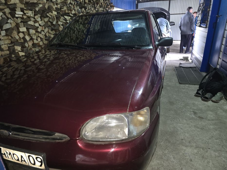 Продам ford escort