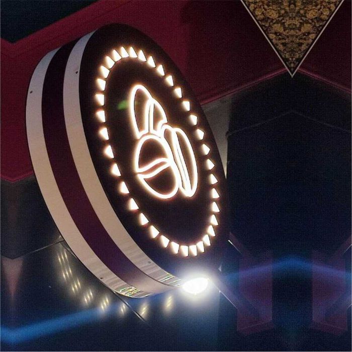 Tashqi reklama. Наружная реклама, объёмные буквы, вывески, Баннер