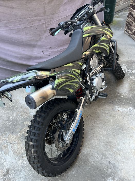 Kawasaki d-tracker 250