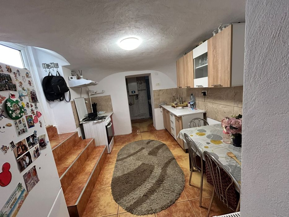 Vând apartament 2 camere