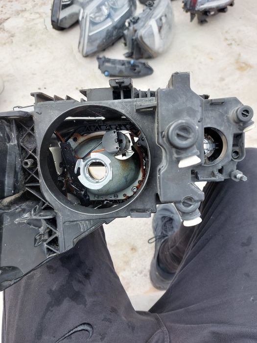 Десен фар SCODA OCTAVIA II 2018г.