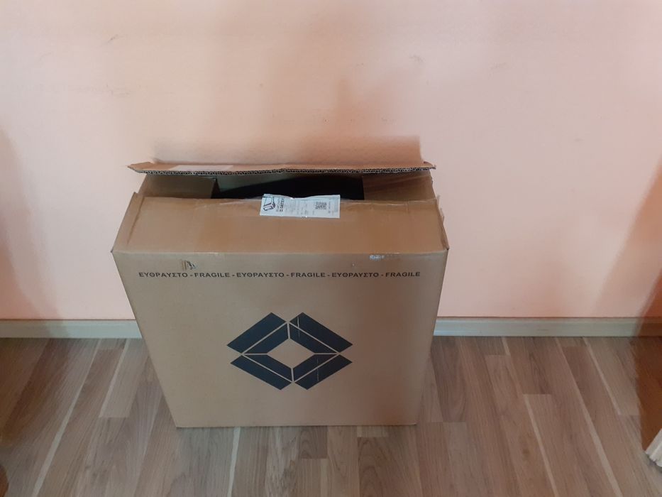 Стол за компютър