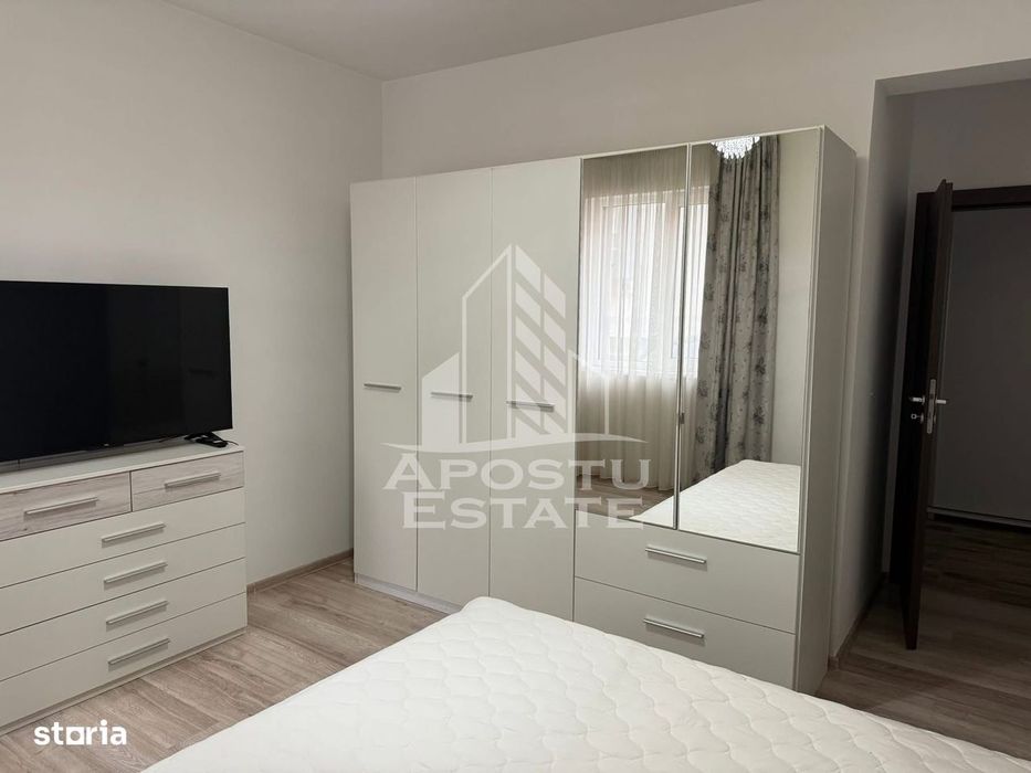 Apartament 3 camere, decomandat, 60 mp utili, etaj p/3, zona Girocului
