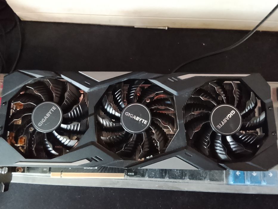 Видеокарта Gigabyte  Windforce 2070 super