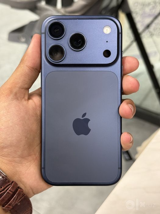Iphone 17 pro esim 256 blue b/u