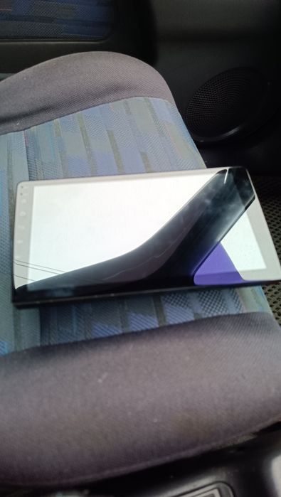 Магнитола  Tayes