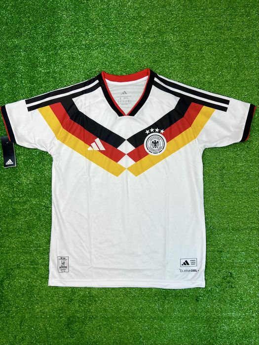 Най-новата национална футболна тениска на Германия/Germany/WorldCup 26