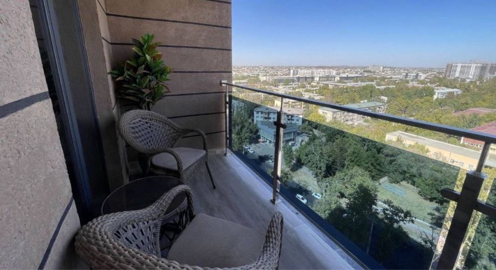 Аренда Хонсарой Парламент 2Ком