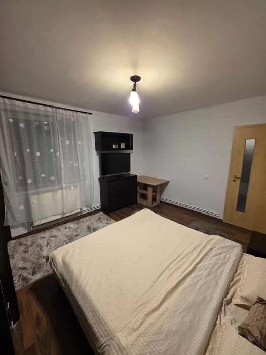 Apartament de inchiriat Sibiu - Turnisor - 2 Camere - Bucatarie - Baie - Hol - Dressing - Balcon