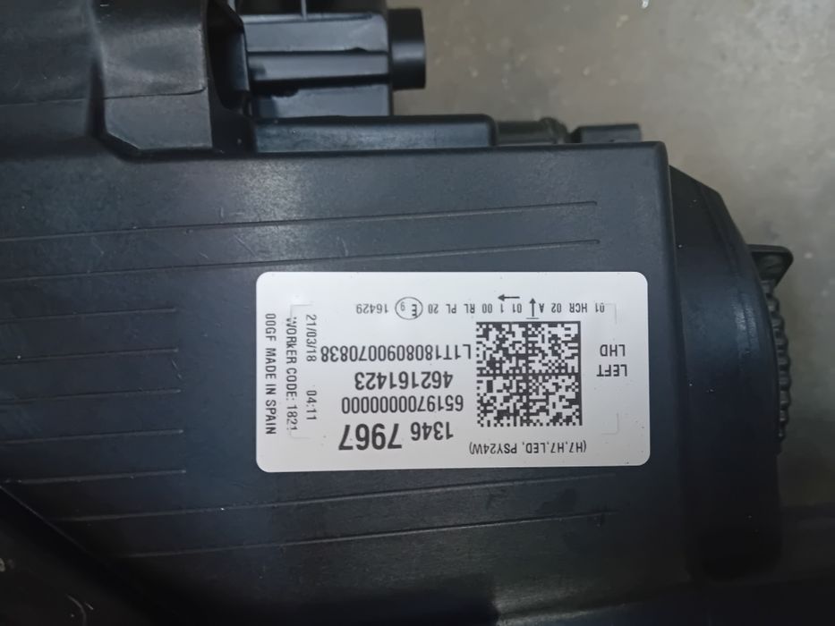 Far stanga Opel Crossland halogen