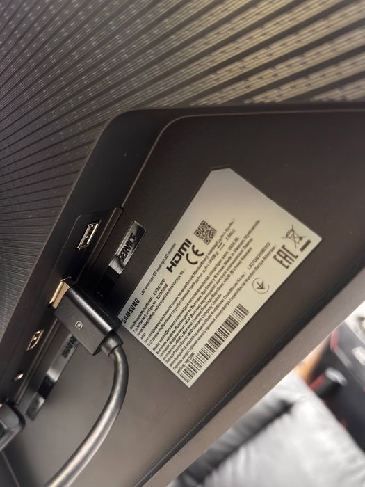 Монитор Samsung Odyssey 180Hz