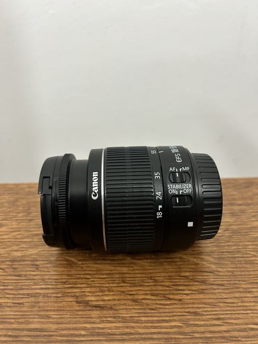 Obiectiv Foto Canon EF-S 18-55mm f/3.5-5.6 IS II Zoom