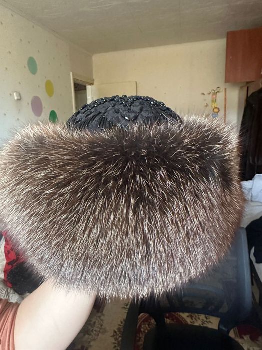 Продам зимнюю шапку