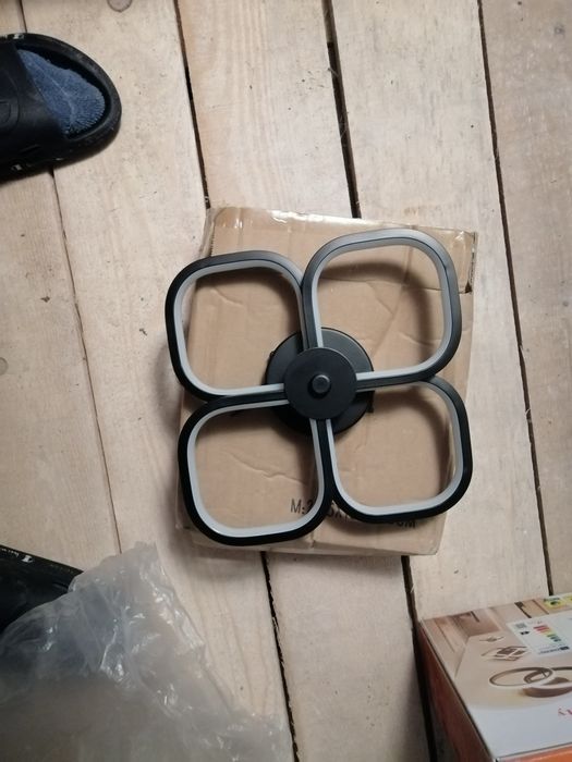 Lustra led tavan  lumina rece/calda