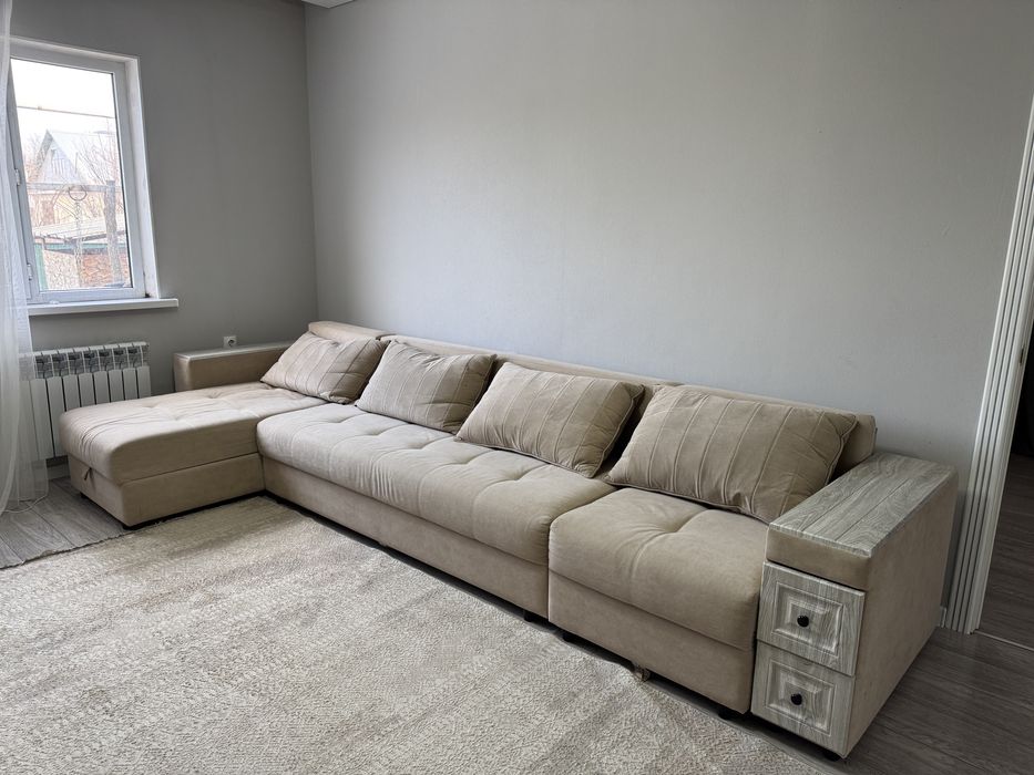 Диван угловой,раскладной