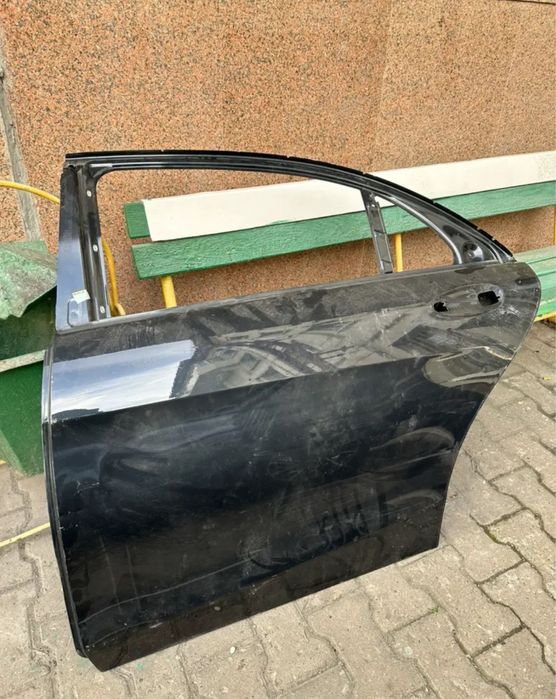Продам двери на W222, S class