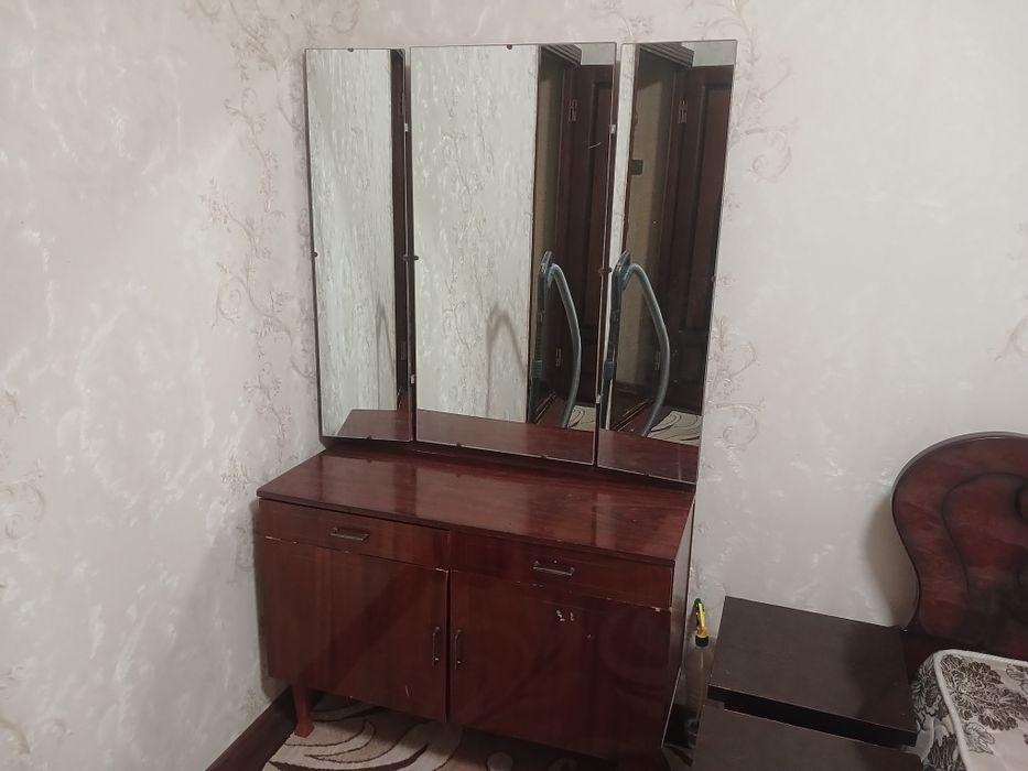 Трюмо тез ва арзон