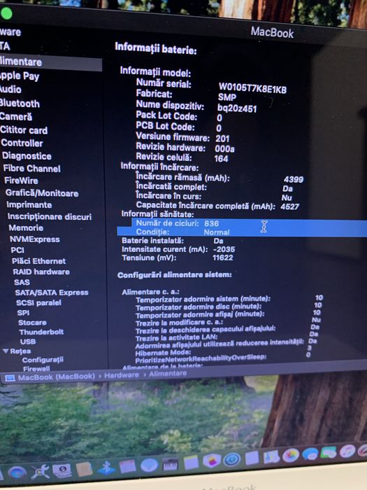 Laptop MacBook White intel core 2,Display 13,3,ssd 256gb m,baterie ok