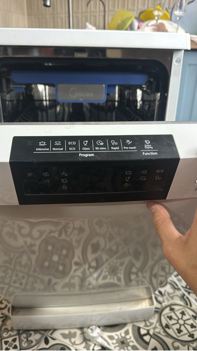 Продам посудомойку