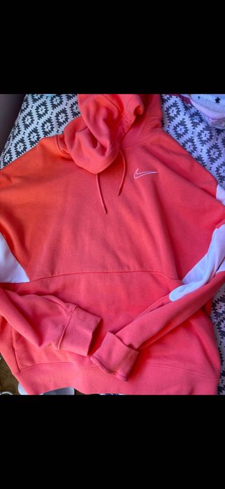 Nike суичър чисто нов