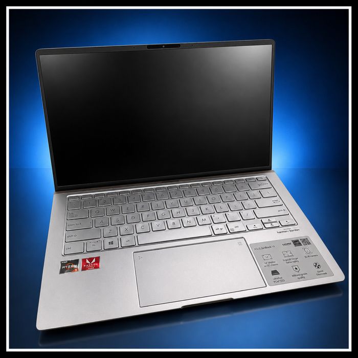Laptop ultraportabil ASUS Zenbook 14 model UM433DA Ryzen 5 3500u 3.70GHz 8GB DDR4 SSD 512GB - tastatura/touchpad - retroiluminate