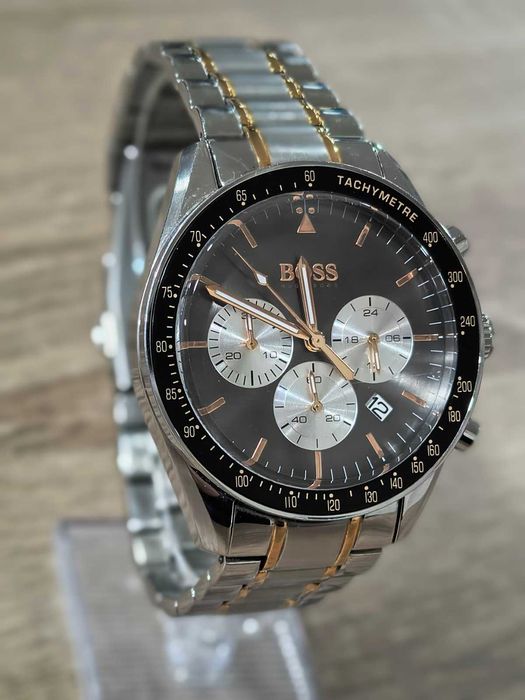 Часовник Boss Hugo Boss