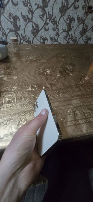 iphone 12 pro max golt