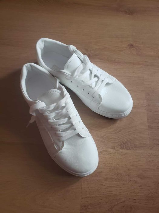 adidasi albi nr. 38