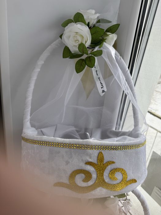 Прдам корзину на свадьбу