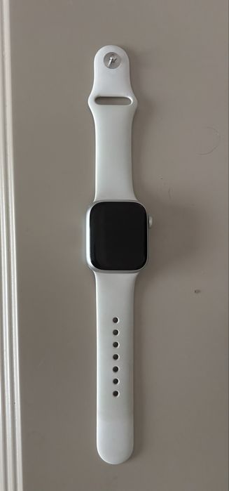 Продам Apple Watch 8 серия