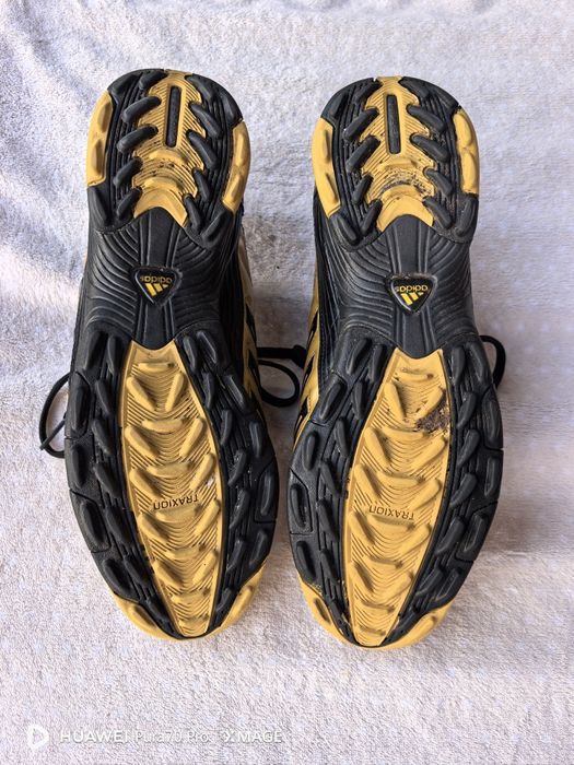 Стоножки adidas в отлично състояние номер 44 2/3стелка 28.5см