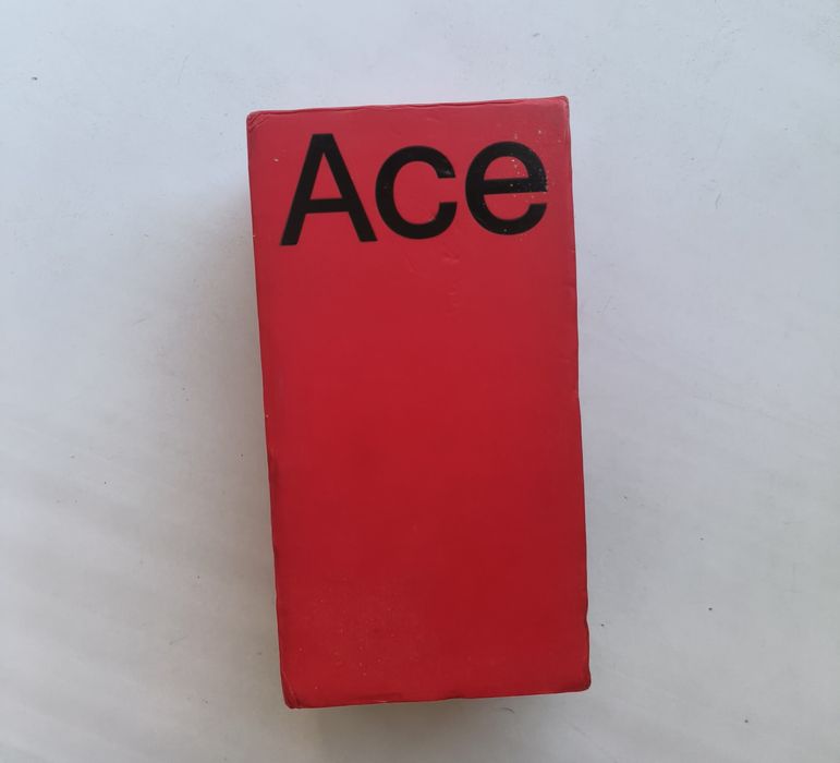 телефон OnePlus ace racing