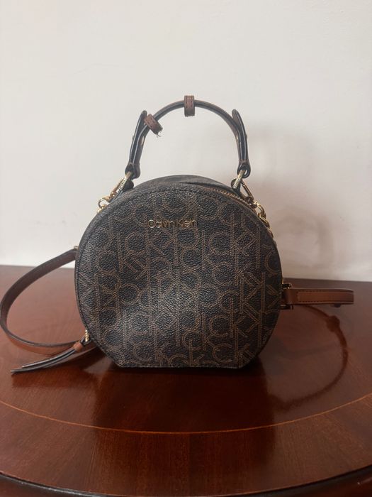 Calvin Klein bucket bag