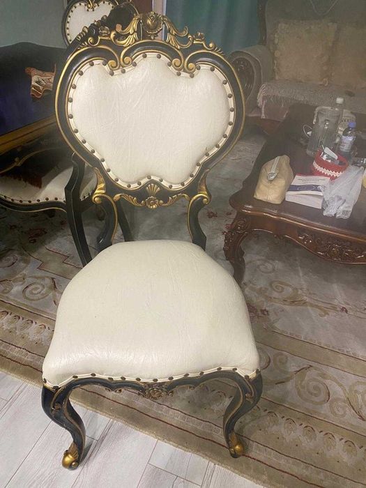 стол со  стульями