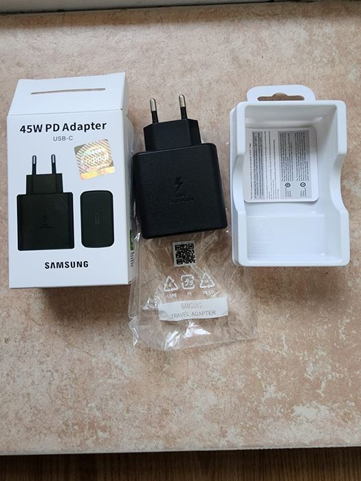 Продам адаптер Samsung 45W,25W