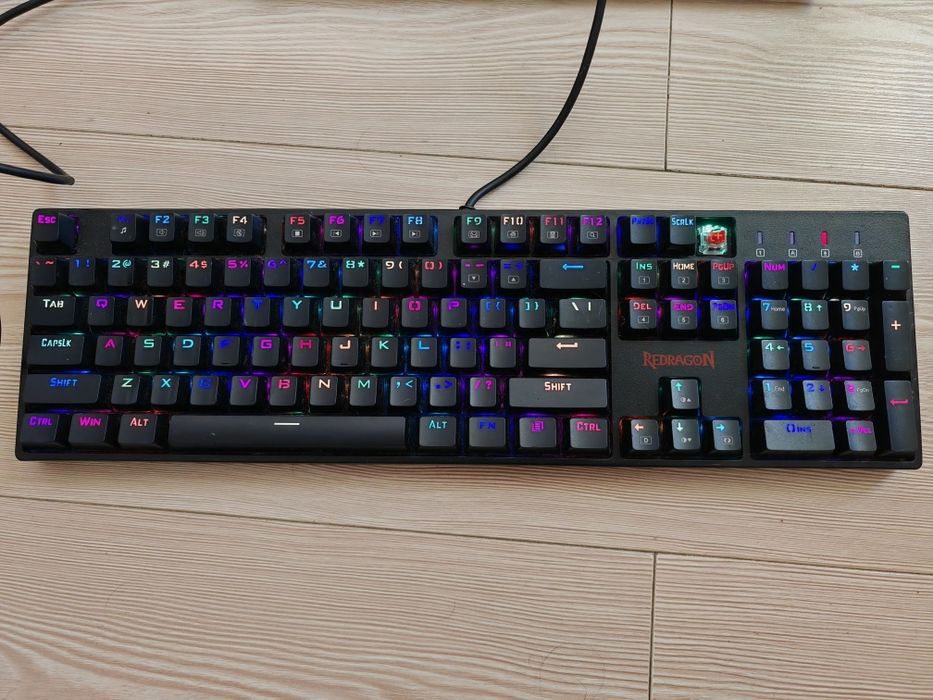 Tastatura Redragon K556 RGB Mecanica metalica brown switch iluminata functionala gaming devarajas red dragon reddragon