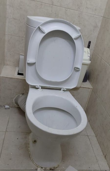 продам унитаз, раквину б/у