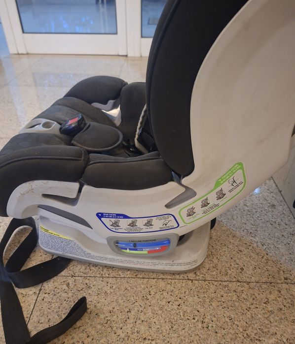 Scaun auto britax ISOFIX copi stare perfectă  200lei