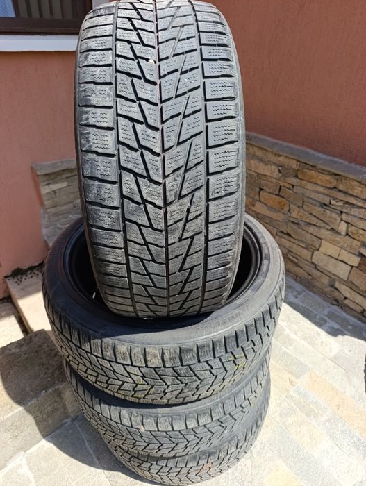 Гими 255/40/19 Bridgestone
