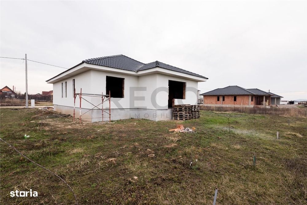 RECO Casa la rosu - 3 dormitoare, plan parter 120 mp utili - Osorhei