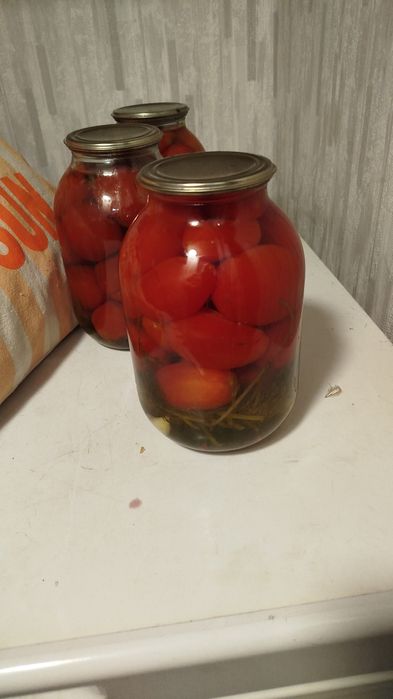 Продам солёные огурцы и помидоры