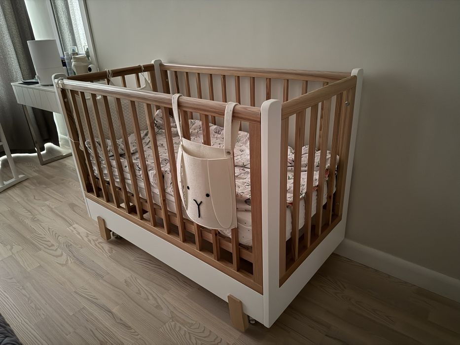 Кроватка для новорожденных