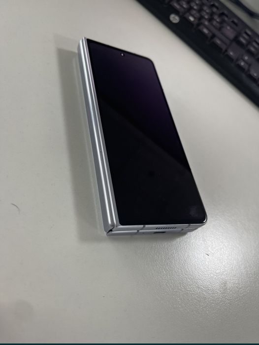 Samsun z fold5 256gb
