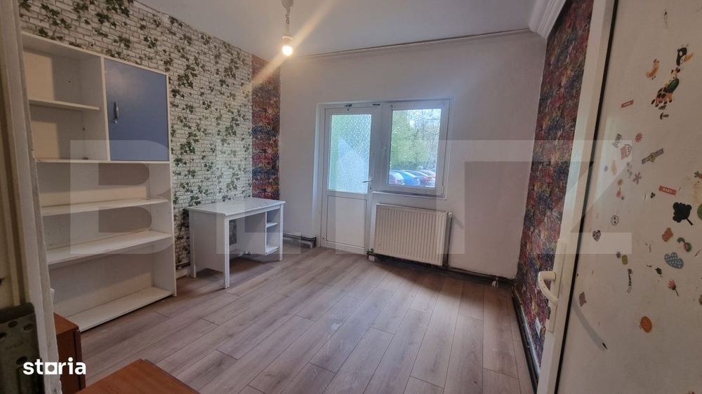 Apartament 3 camere, 56 mp, zona Lipovei