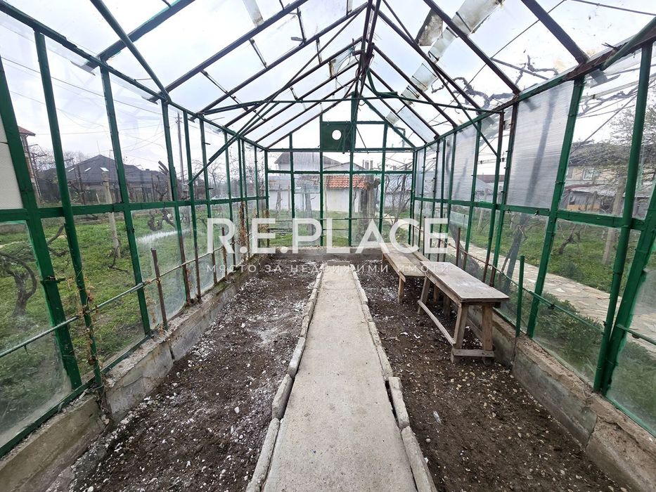 Дава се под наем Етаж от къща в Варна, м-т Франга Дере - 80 кв.м за 225 € - Снимка #9