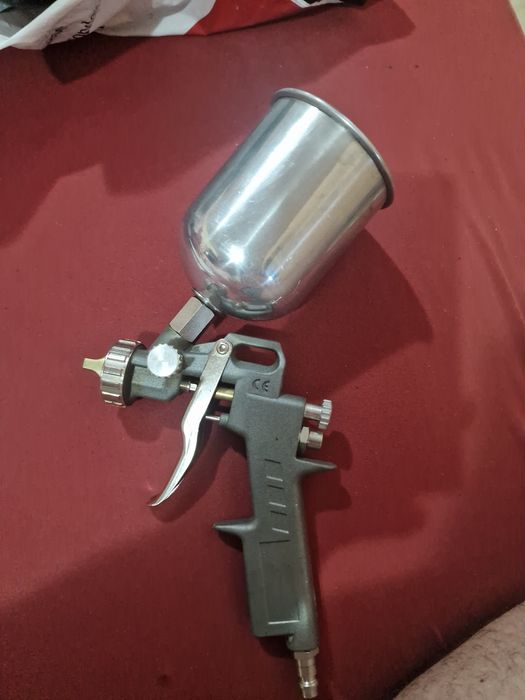 Pistol de vopsit pneumatic GAV Italy - Duza 1.5 mm - NOU în cutie