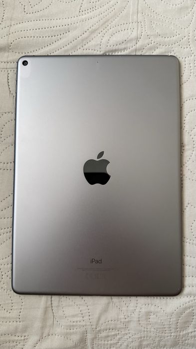 Tableta Apple Ipad Air generatia 3 256gb impecabila