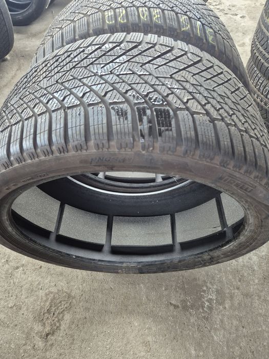 315/30R22 Pirelli