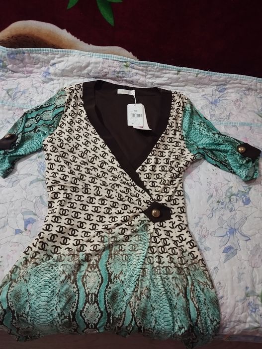 Продам платье новое