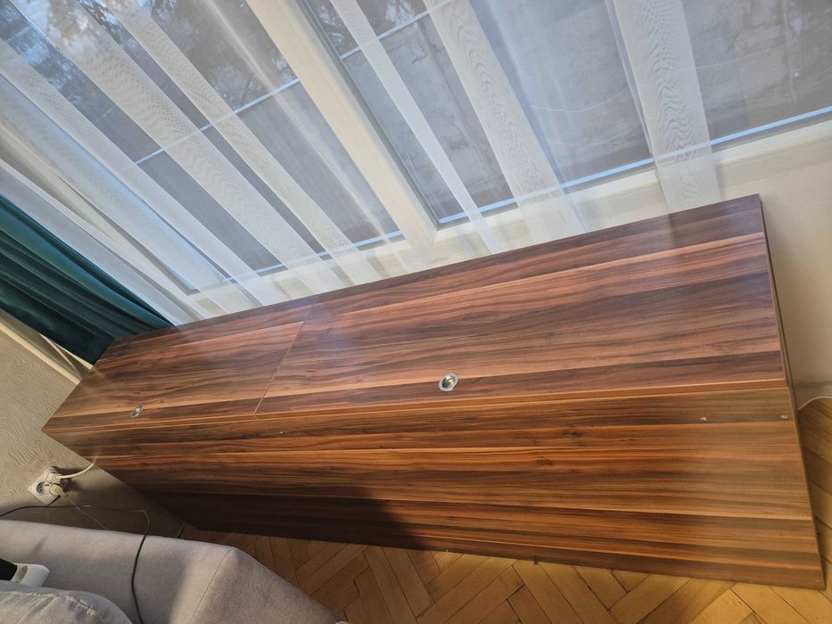 Ракла цвят кафяв